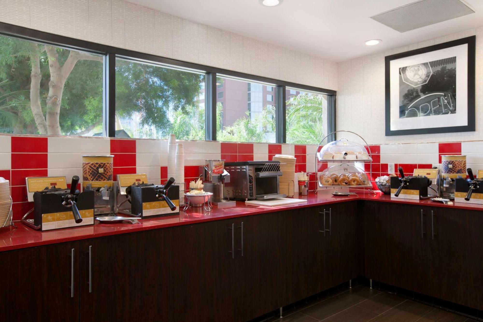Hampton Inn & Suites Anaheim Garden Grove Kültér fotó